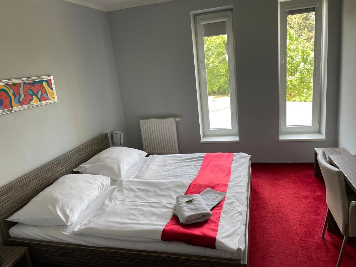 Hotel Olympia Копршивнице Экстерьер фото