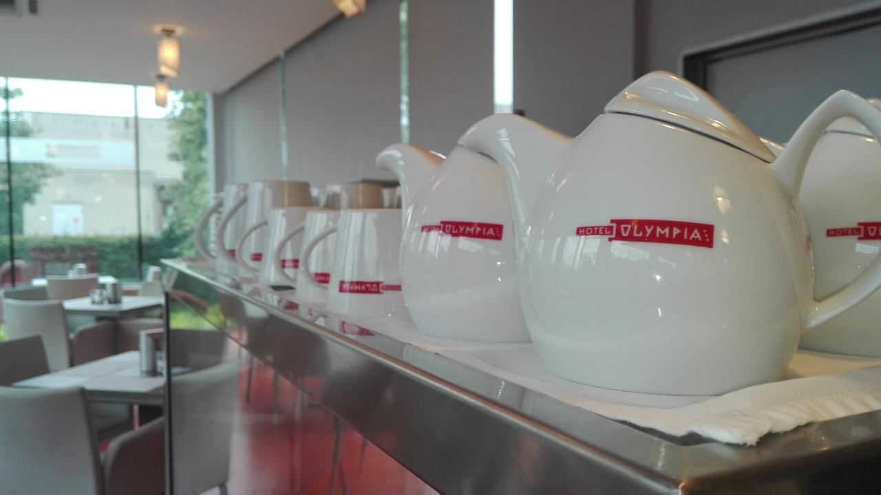 Hotel Olympia Копршивнице Экстерьер фото